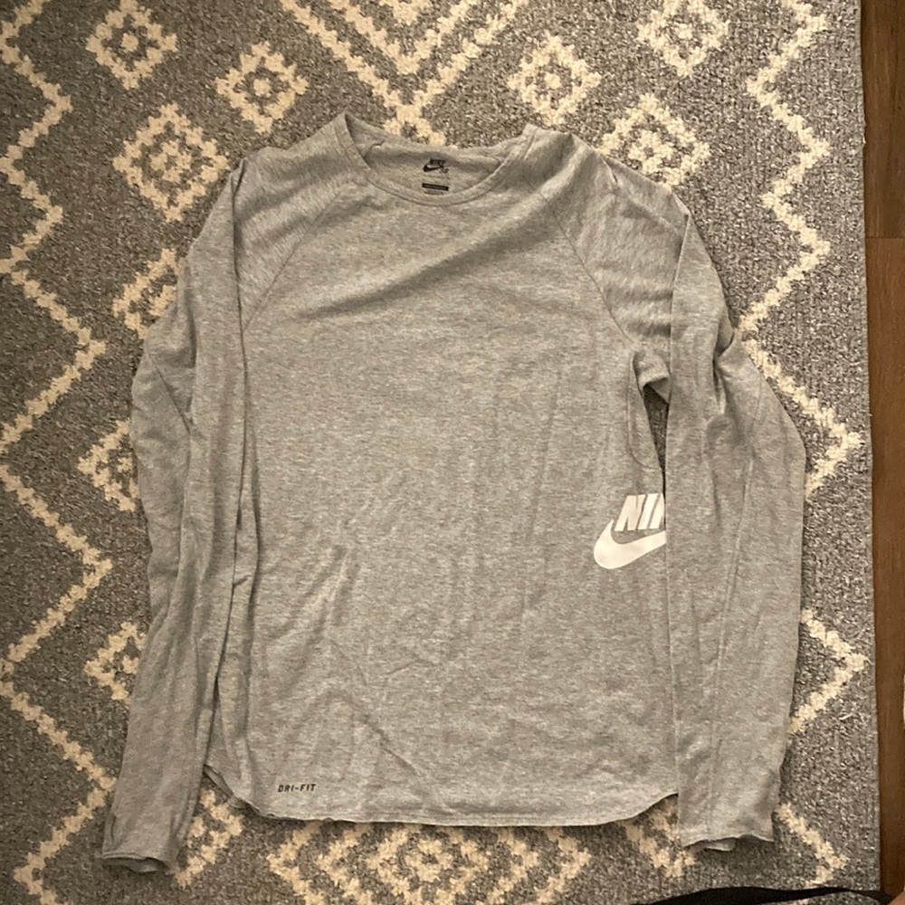 Nike SB DRI-FIT long sleeve shirt